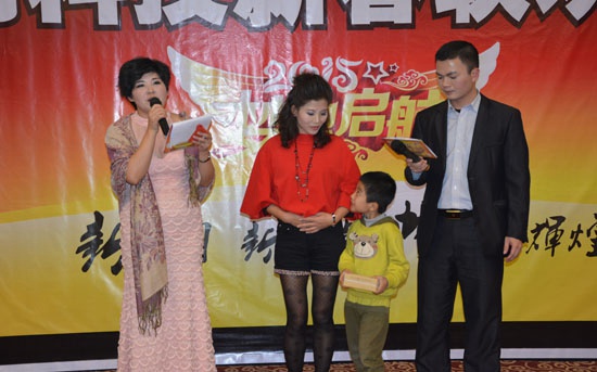 �F(xi��n)��(ch��ng)�骄(ji��ng)�صȪ�(ji��ng)�@������Ӱ